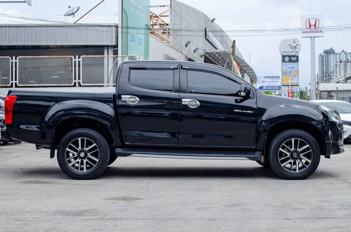 Isuzu Dmax Cab4 Hilander 1.9Z DVD Stealth M/T 2019 *SK1955*